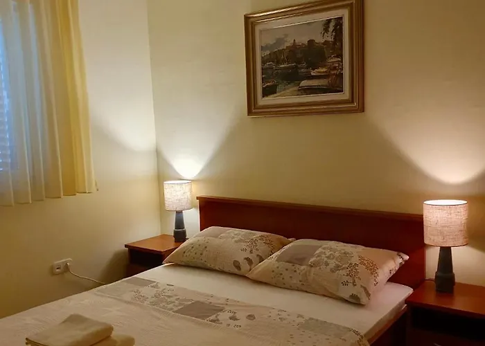 Peljeska Apartamento Orebić